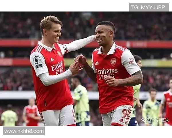 利兹联与阿森纳比赛球员评分揭晓精彩表现引发热议