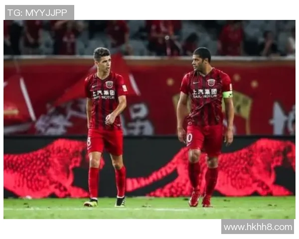 博思光荣与上海申花的激烈对决分析及球迷热议汇总